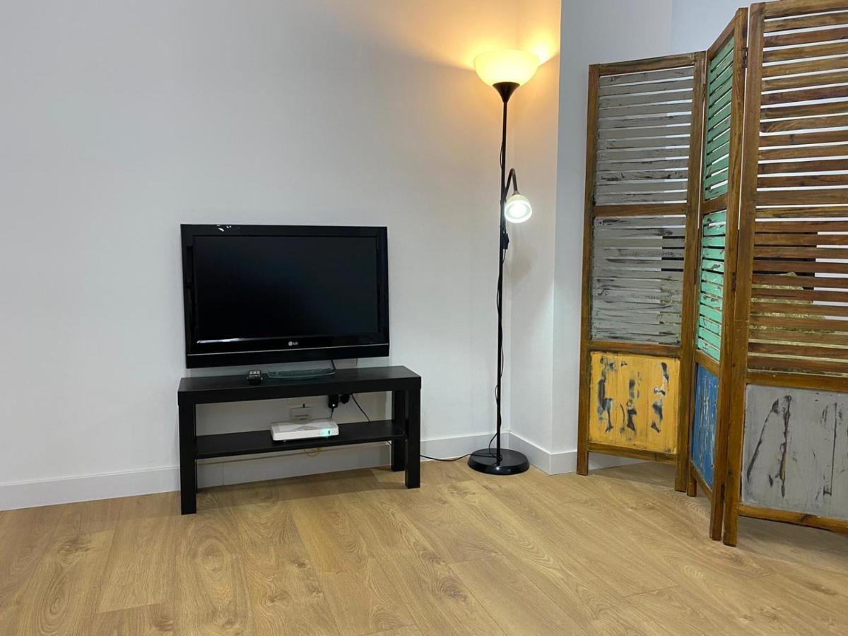 Aluche Aparment B Apartment Madrid