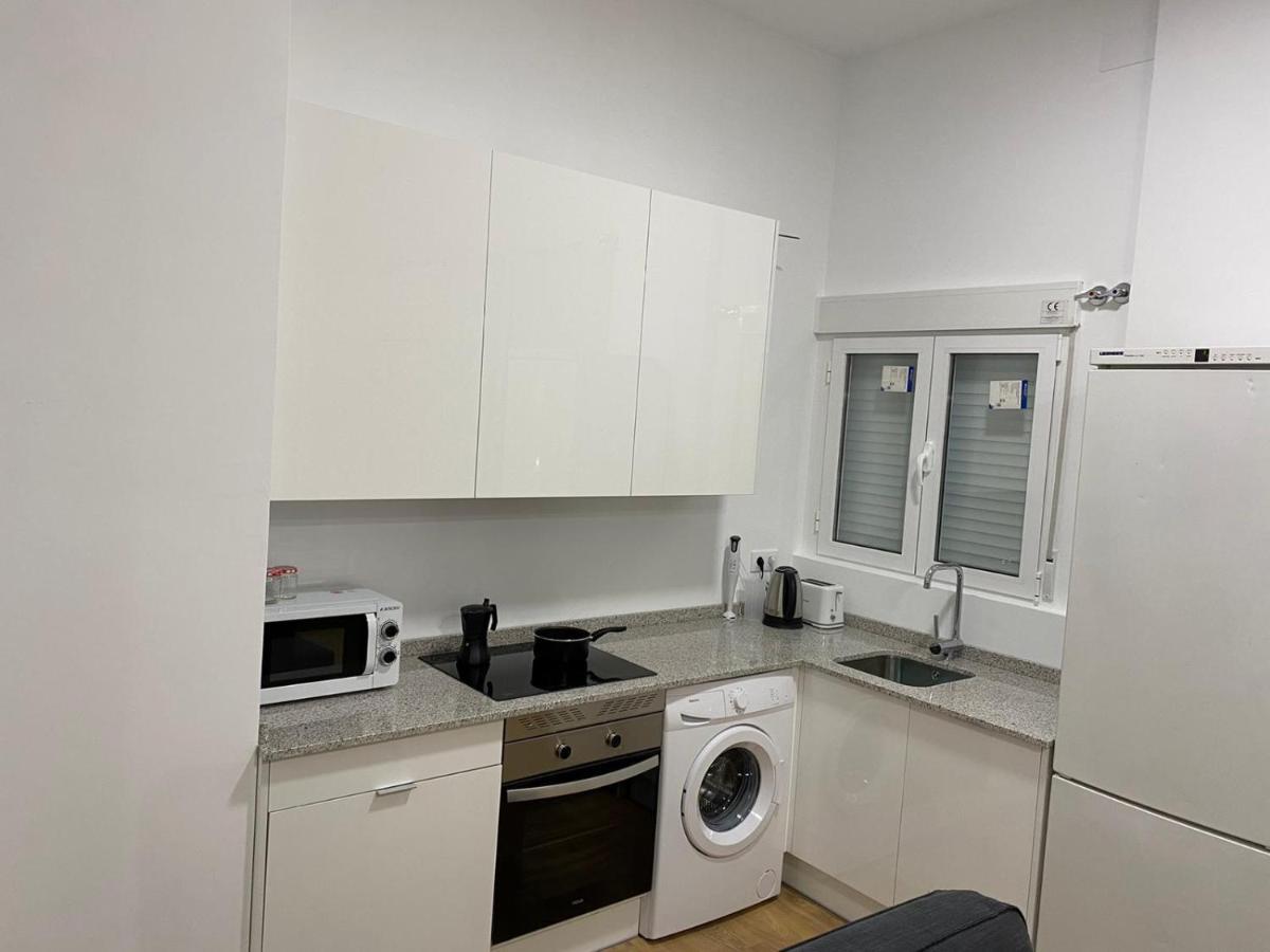 Aluche Aparment B * Madrid