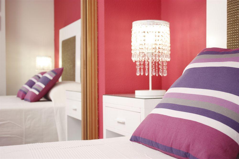 Apartment Wootravelling Plaza De Oriente Homtels Madrid