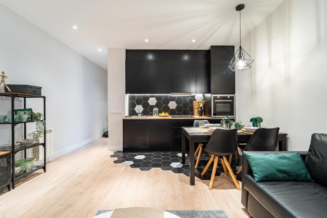 Edsam Black Apartamento *