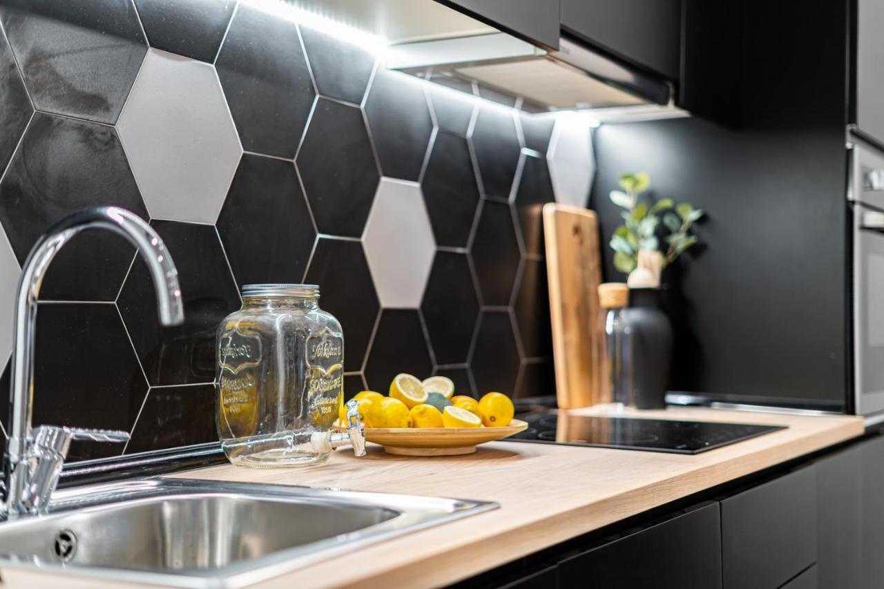 Apartamento Edsam Black Madri