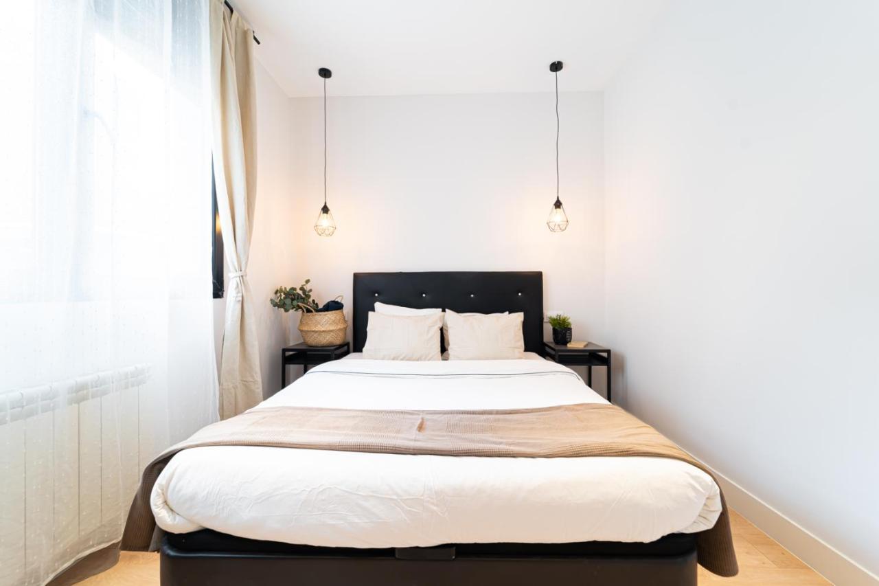 Edsam Black Apartamento Madri