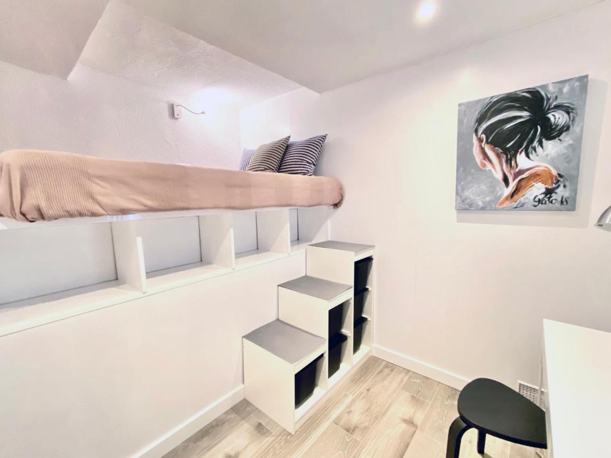 Paseo Del Olmo Apartment *