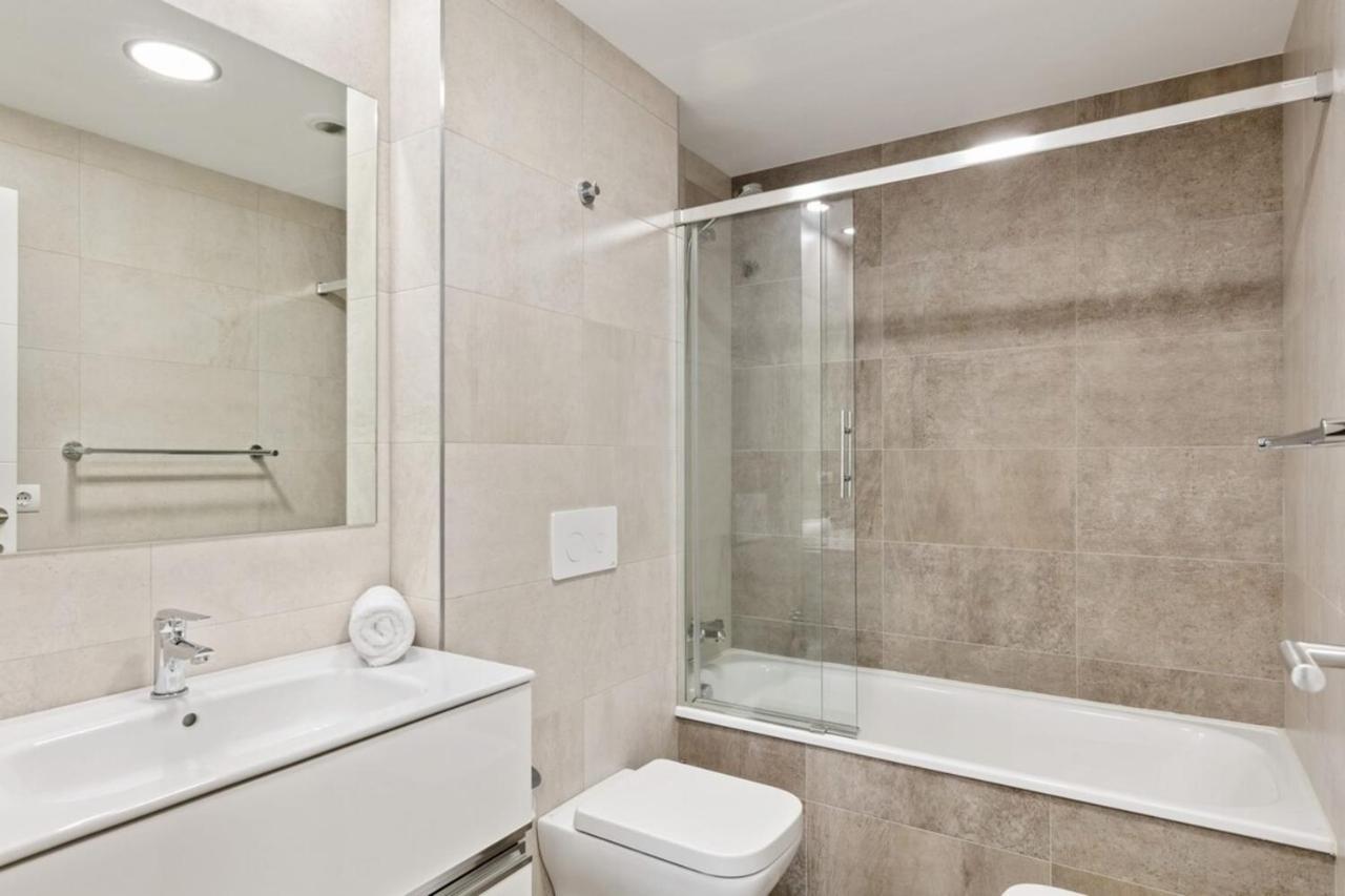 Stunning 2 Bedroom Near Adelfas Apartamento