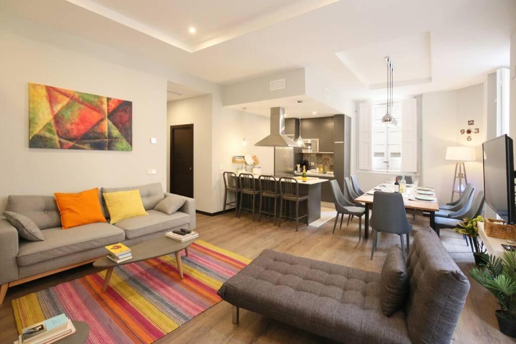 Apartamento Agradable Apartamento En El De Los Austrias