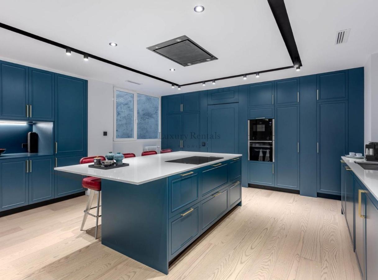 Serrano Deluxe Apartment