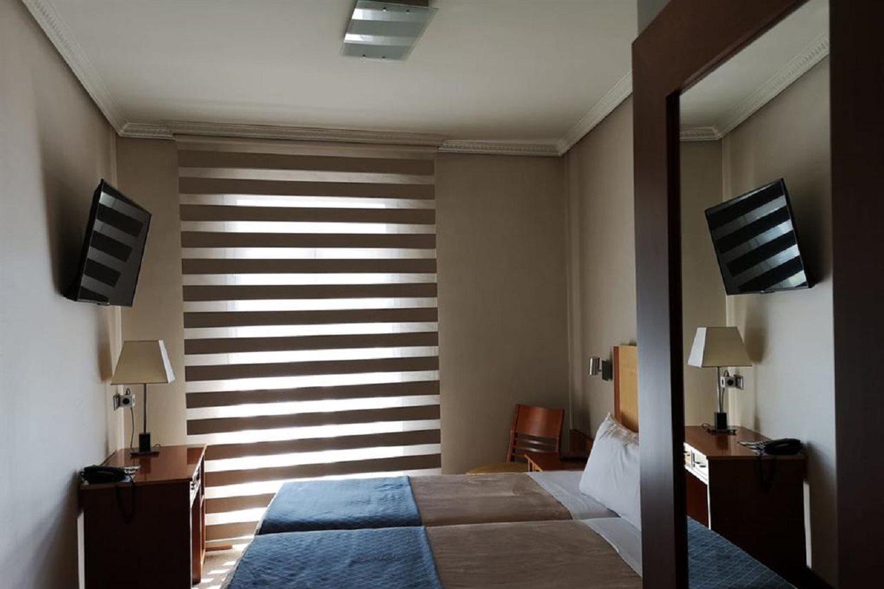 Itc Mora By Soho Boutique Hotel Madrid