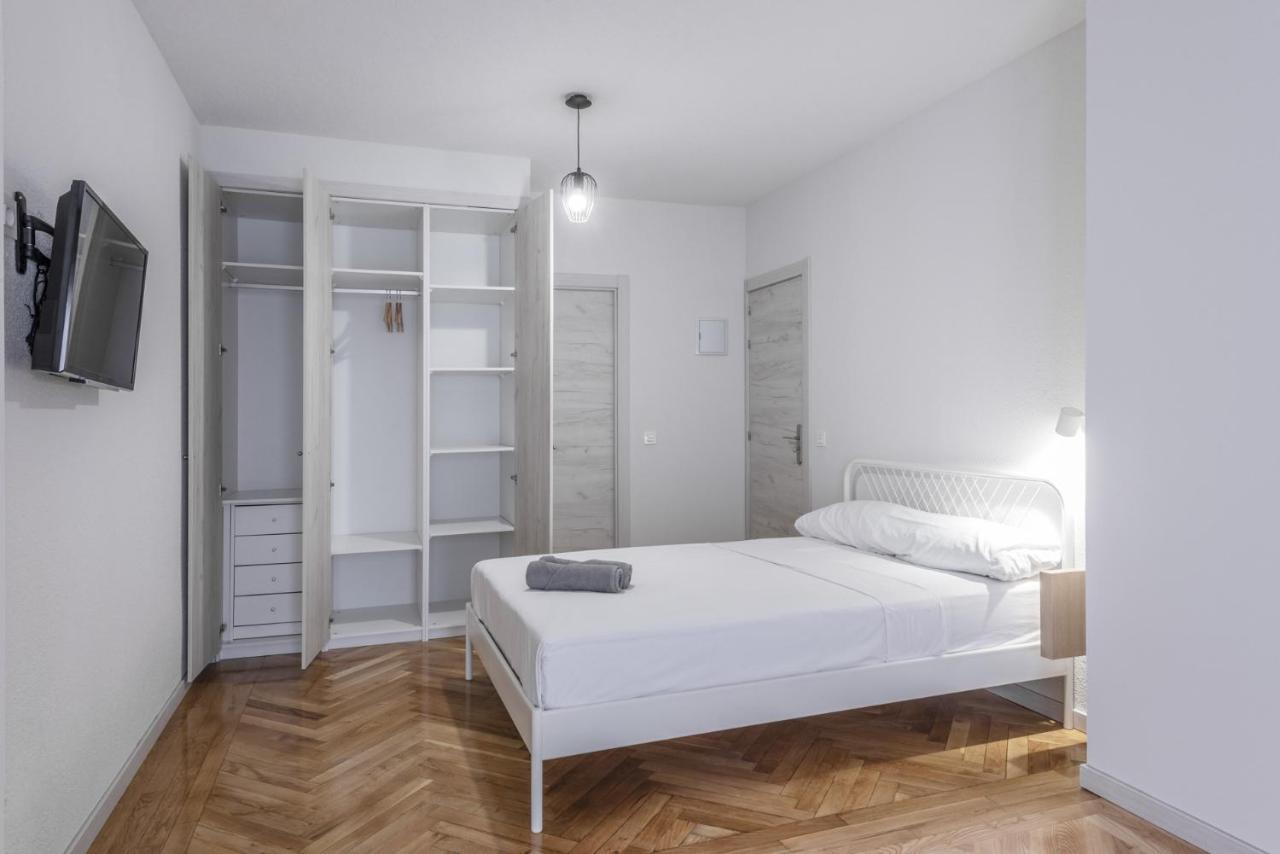 Guest house Room Urban Barajas 5 *