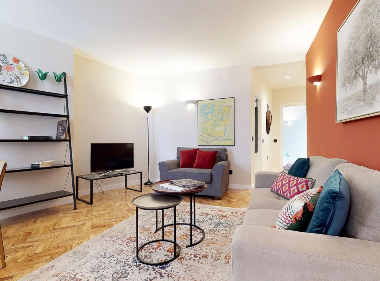 Plaza Santa Ana Iii Apartment
