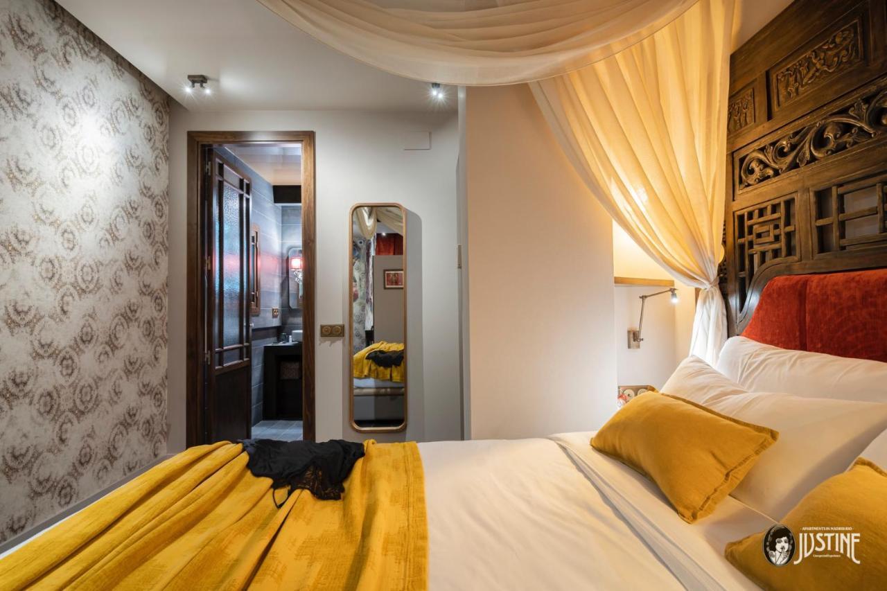 Opium Den By Justine Turistico En Rio Apartment