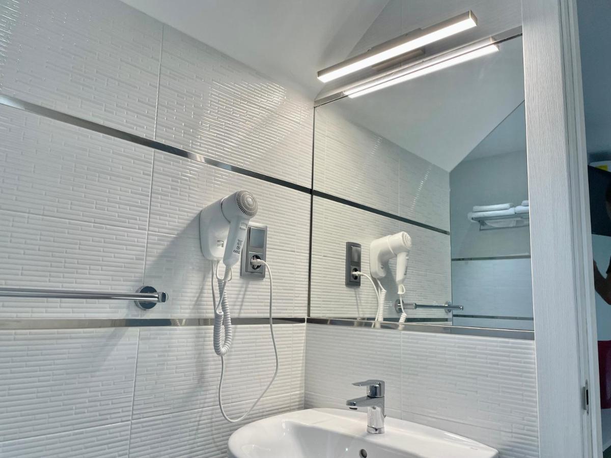 Guest house Angeles 3*