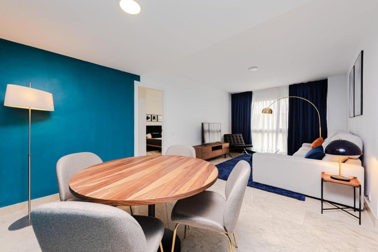 Apartment Huertas - Modern In Conde Orgaz Madrid