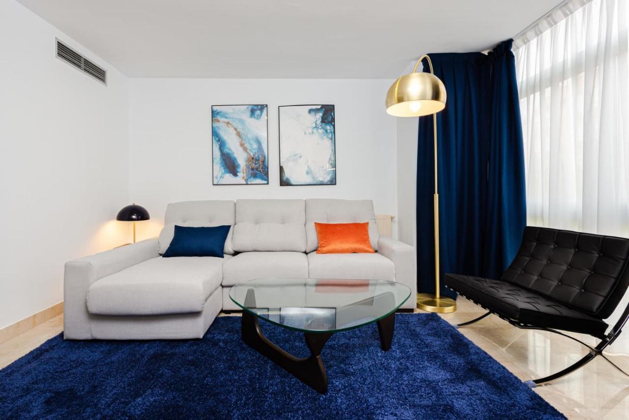 Apartment Huertas - Modern In Conde Orgaz Madrid