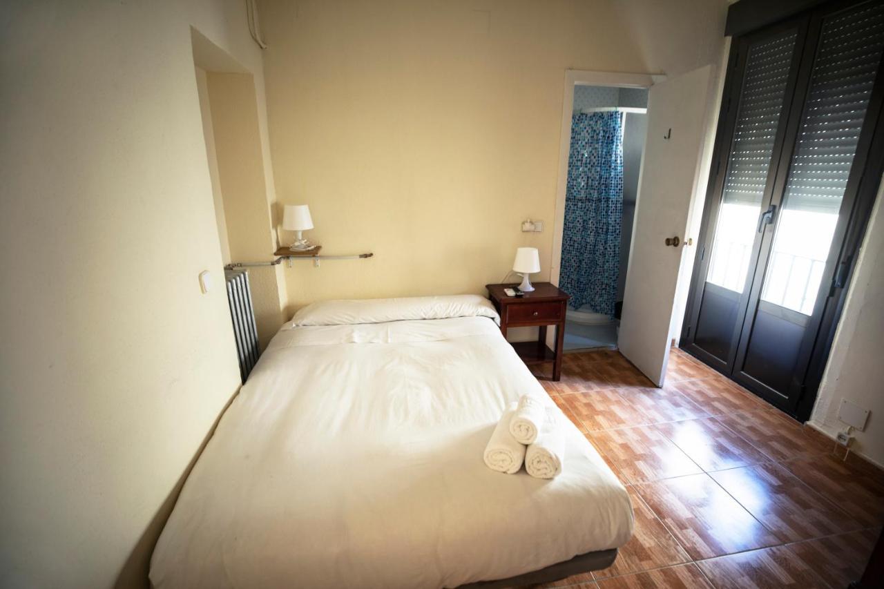 Perales Casa de hóspedes Madri