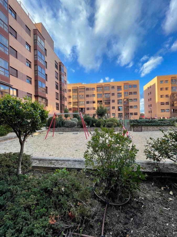 Plenilunio Suite, Airport, Ifema, Wanda Apartamento Madri