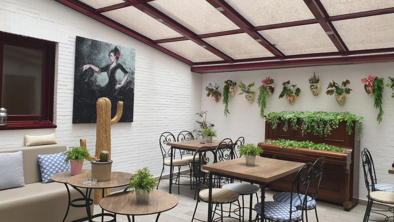 4c Cuatro Caminos Guest house