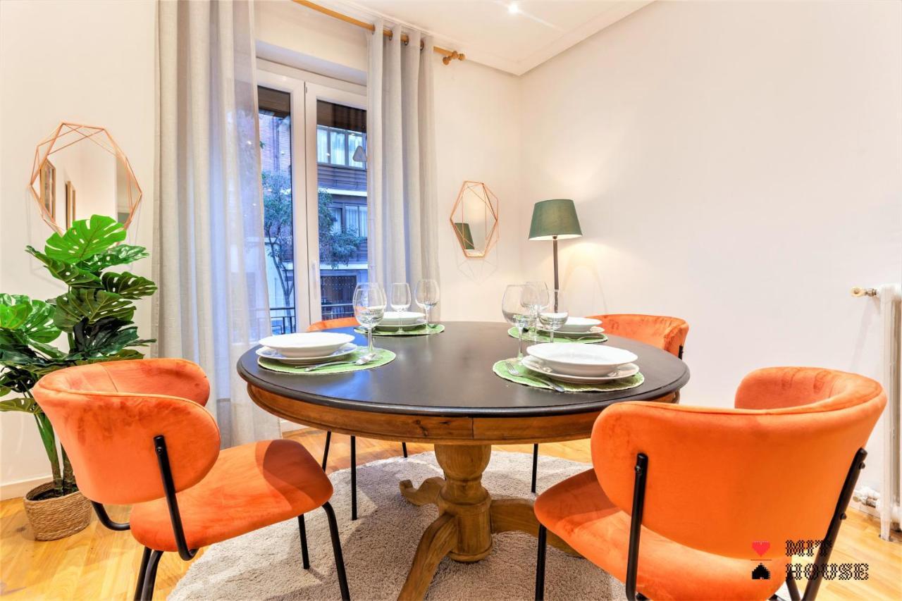 Mit House Menorca En * Madrid