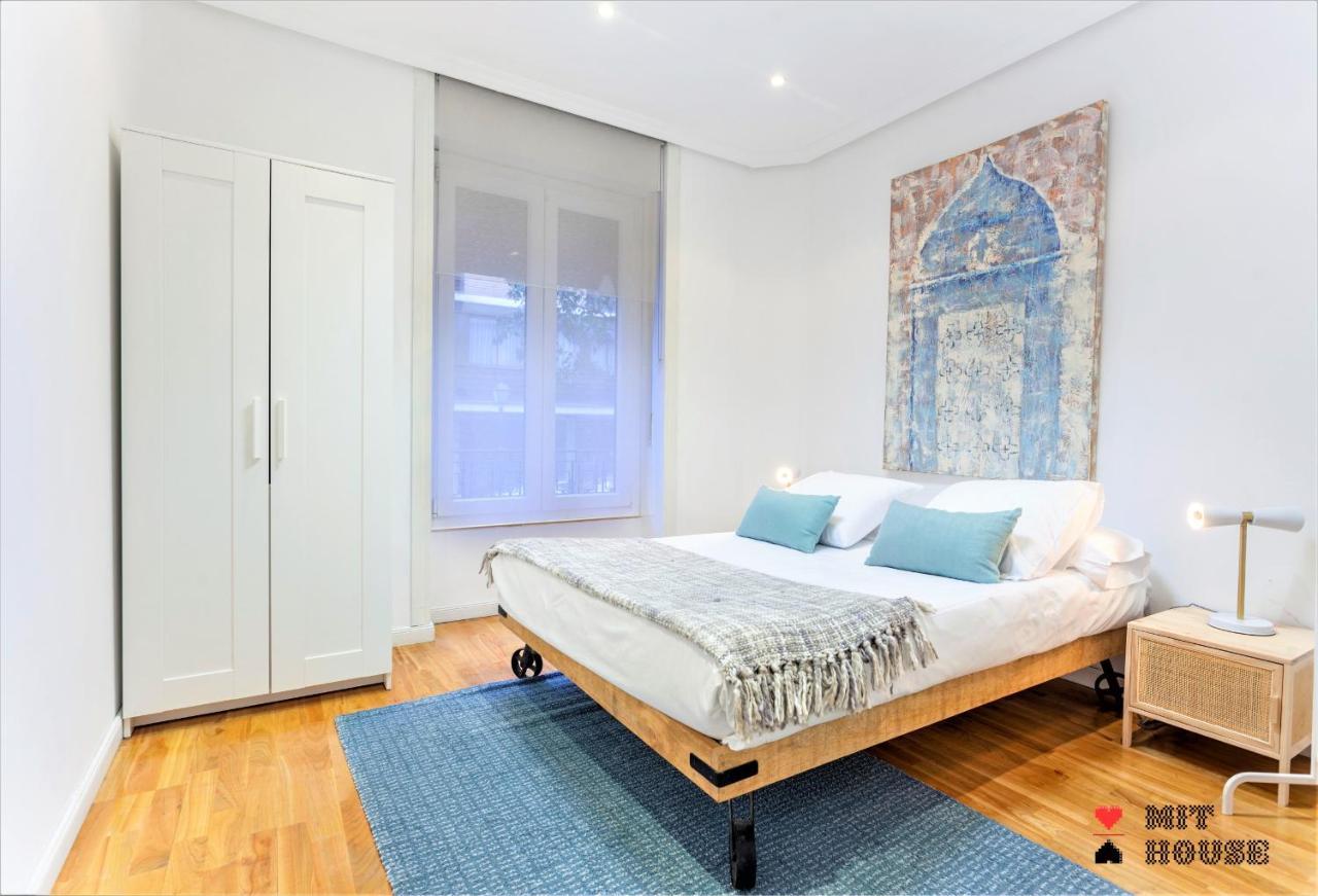 Mit House Menorca En Apartment Madrid