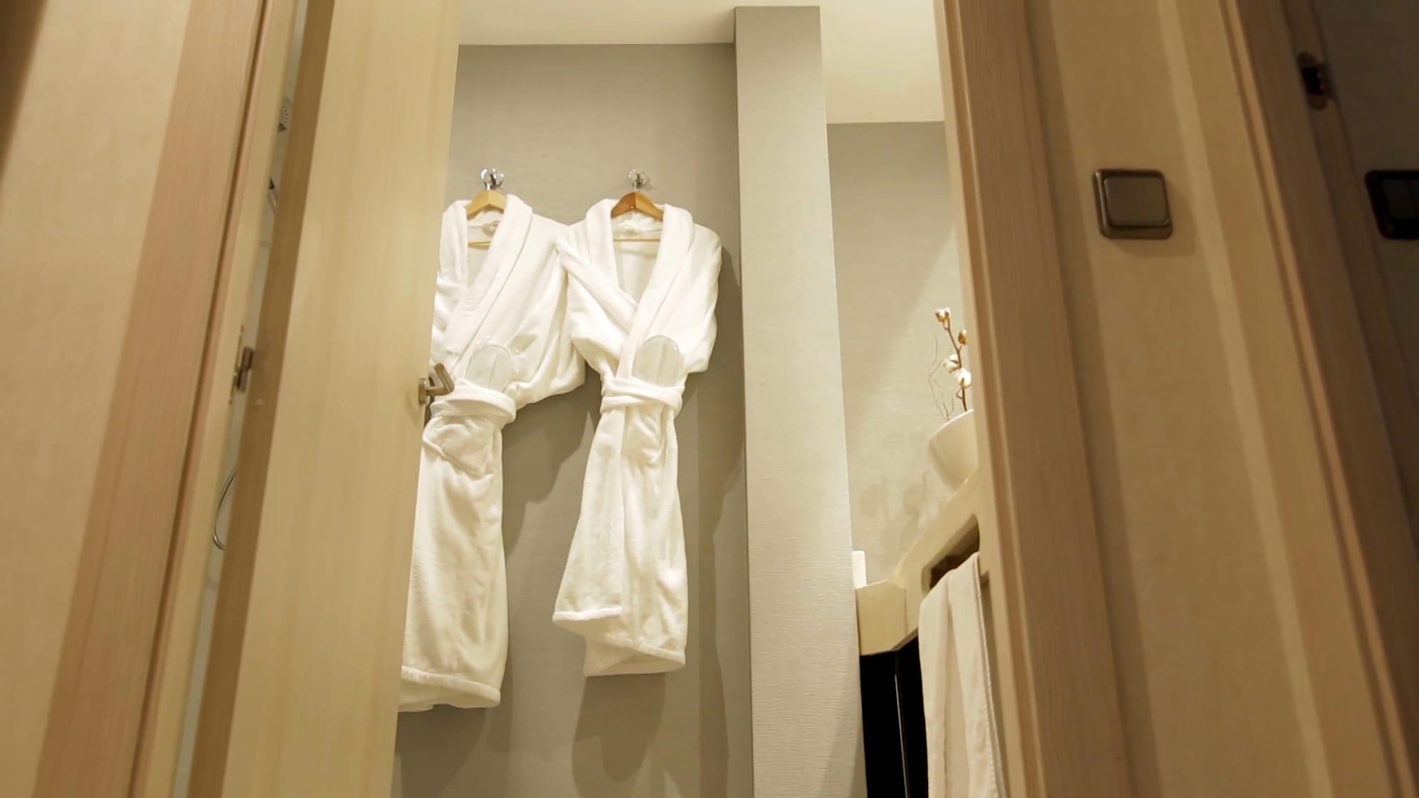 Puerta De Toledo Hotel 3*