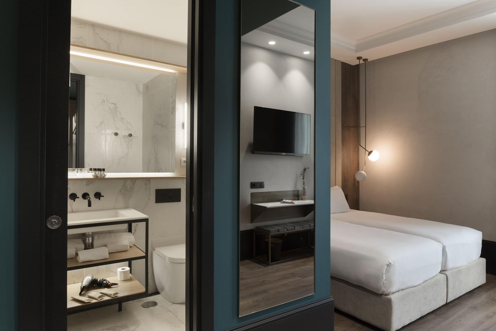 Icon Wipton Hotel 4*