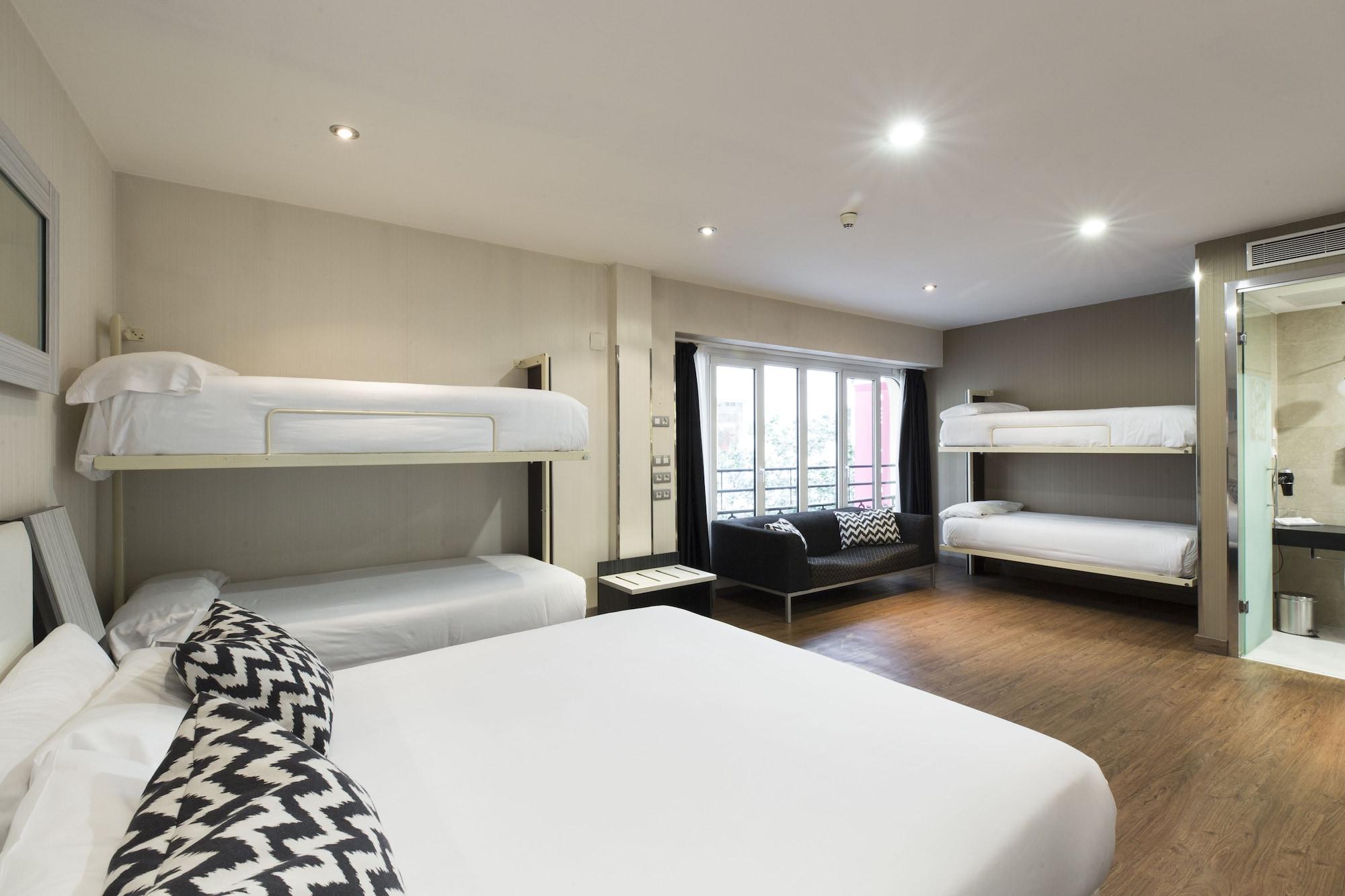 Petit Palace Triball Hotel Madri