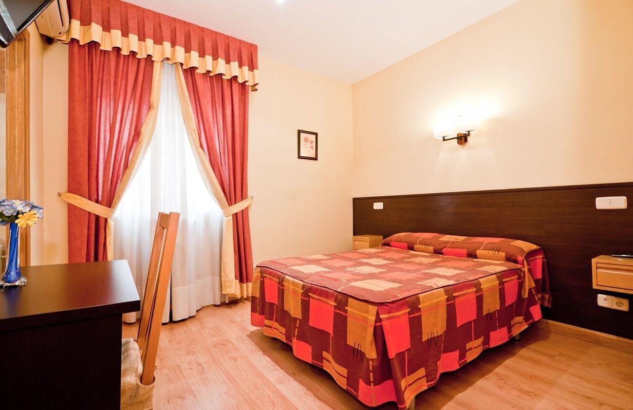 Cortes Guest house