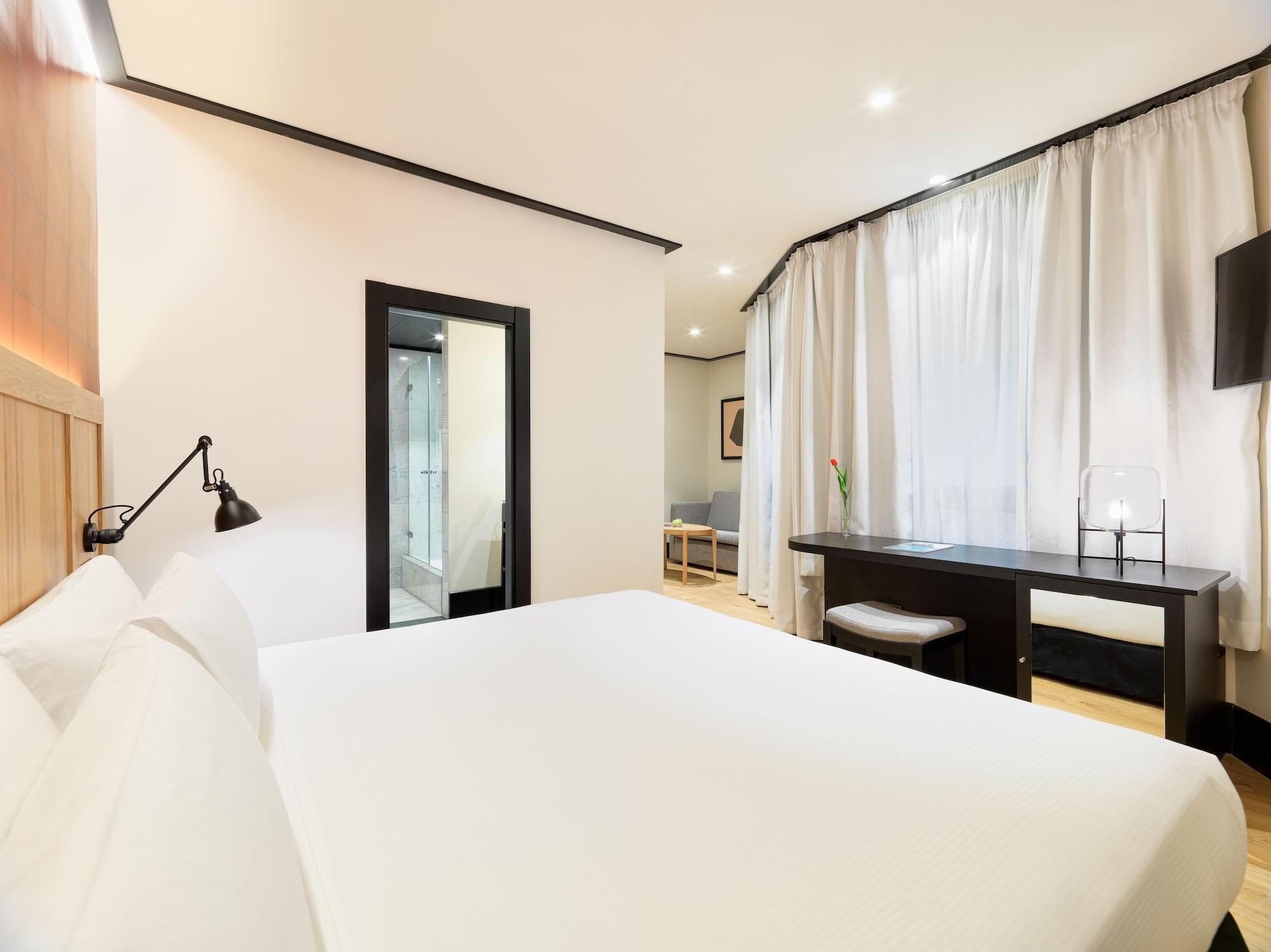 Hotel H10 Puerta De Alcala 4*