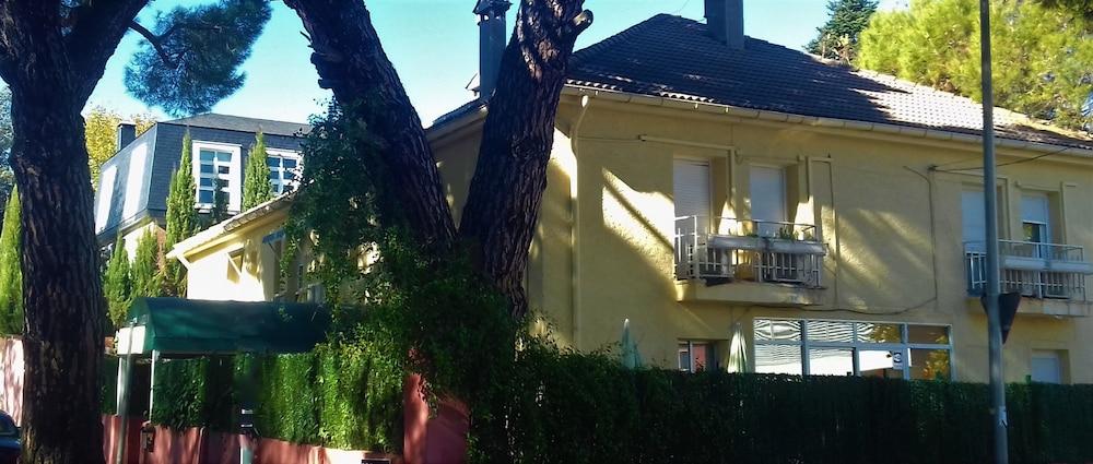 Hotel Aravaca Garden Madrid