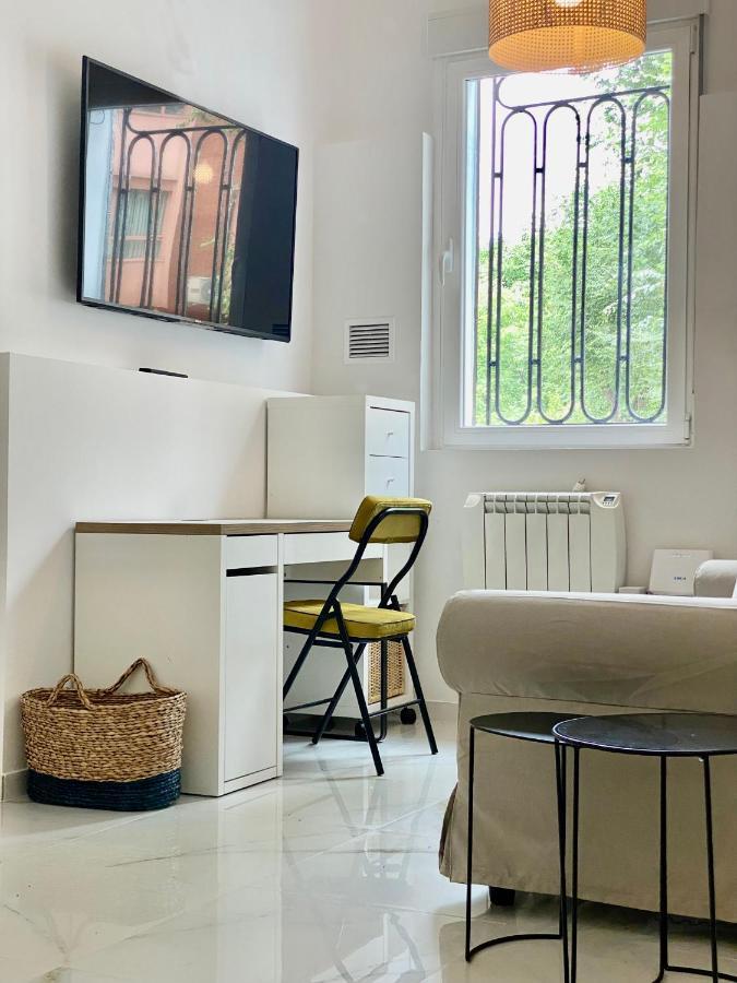 Charming - Apartment