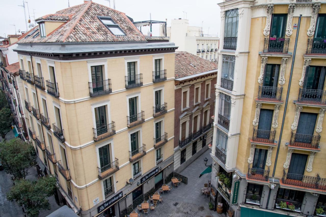 Disfruta, En La Misma Plaza Mayor Bonito Y Amplio Apartamento Madri