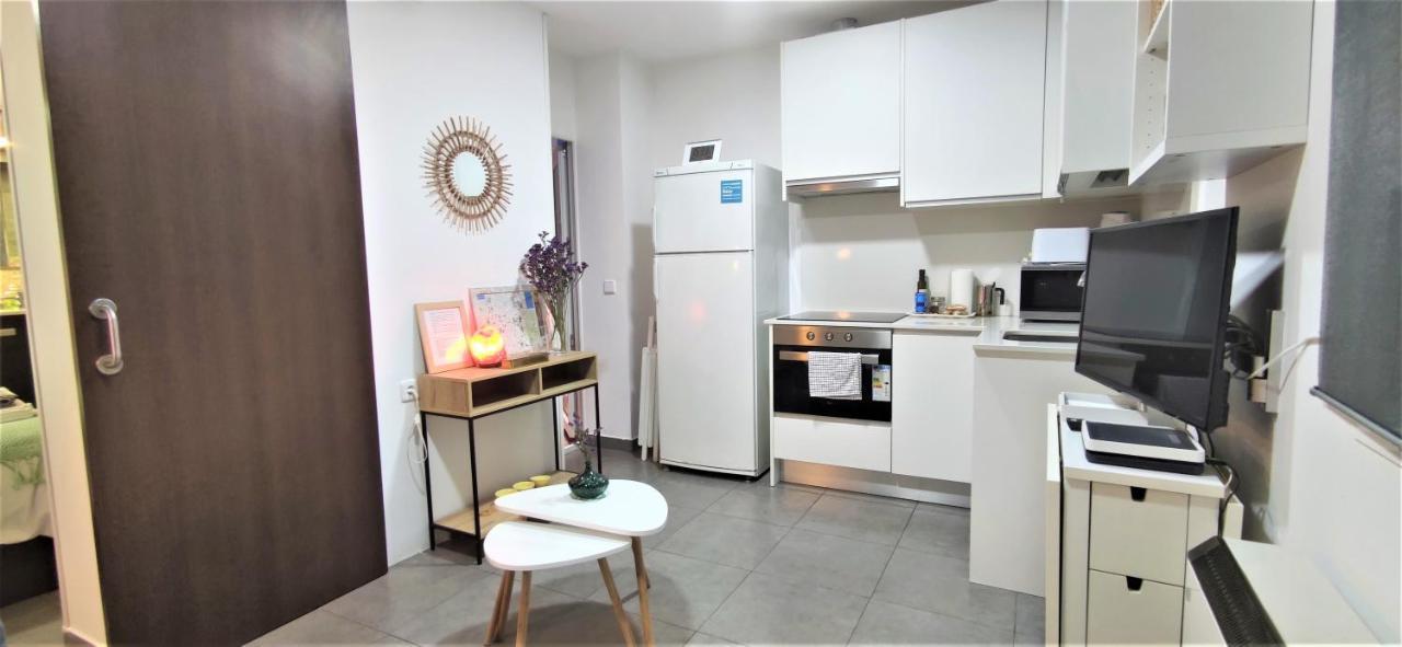 Apartamento Precioso Piso Para Parejas En Calle Calvario - Lavapies