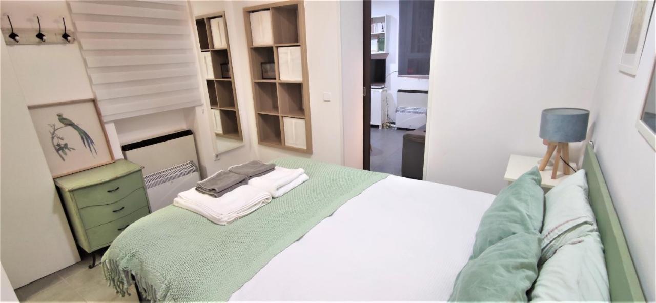 Apartamento Precioso Piso Para Parejas En Calle Calvario - Lavapies *