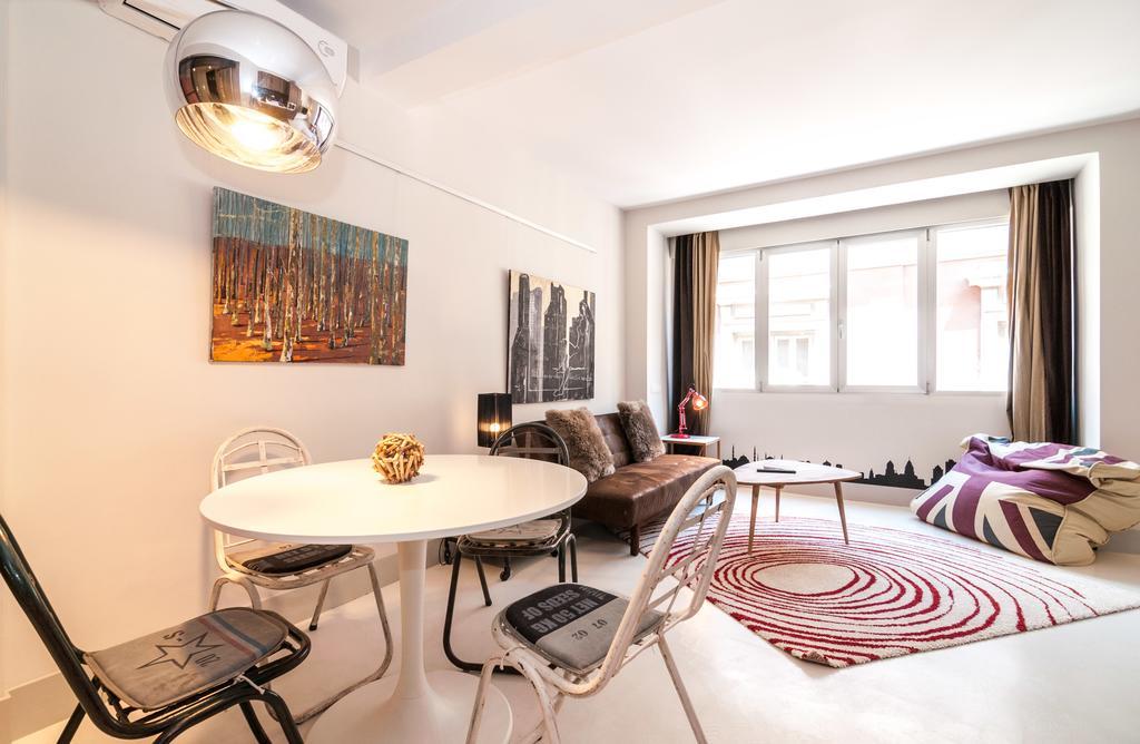 Lejlighed Chic Chueca- Calle Farmacia Madrid
