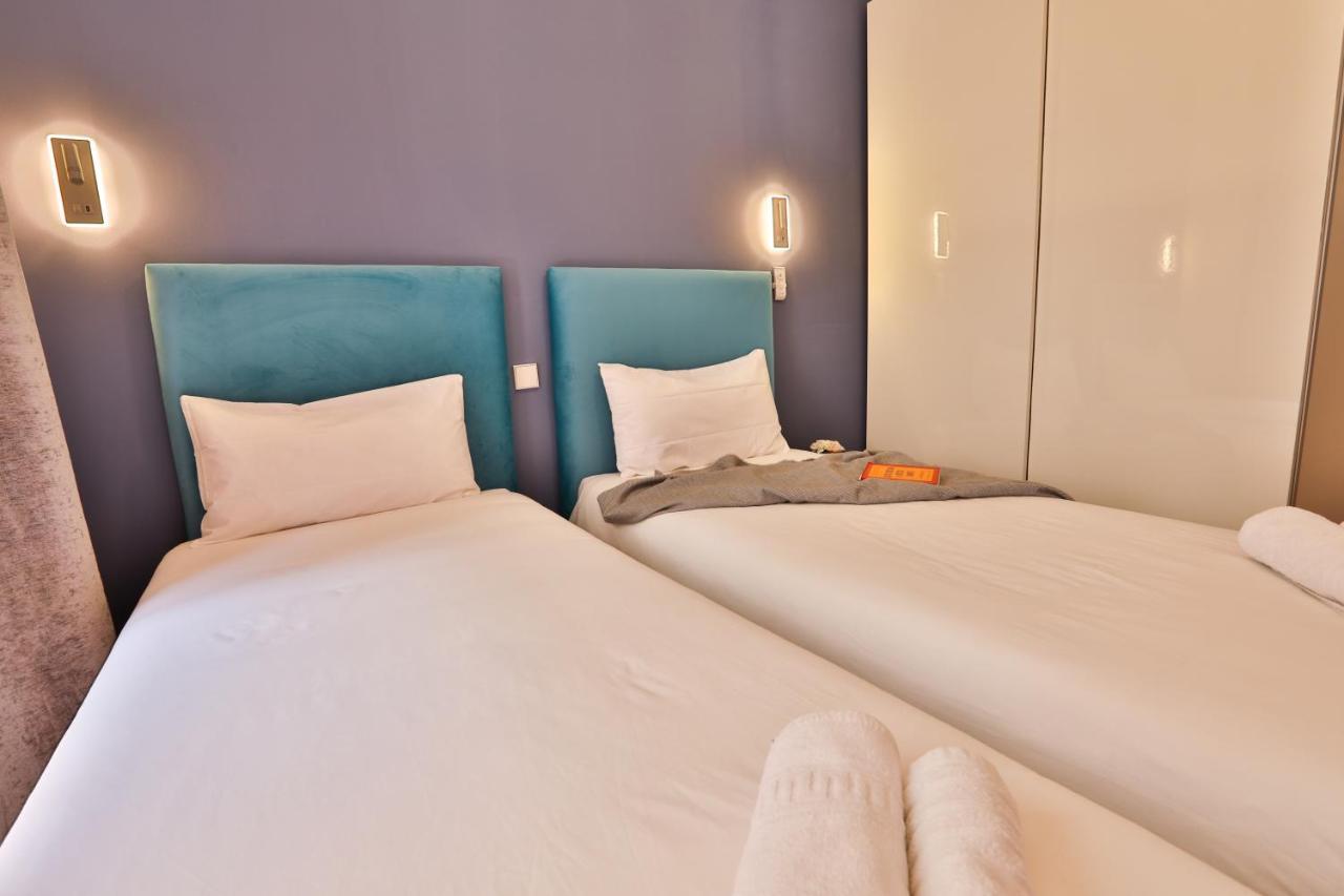 Gran Vía. Salud. Puerta Del Sol. Callao. Apartamento *