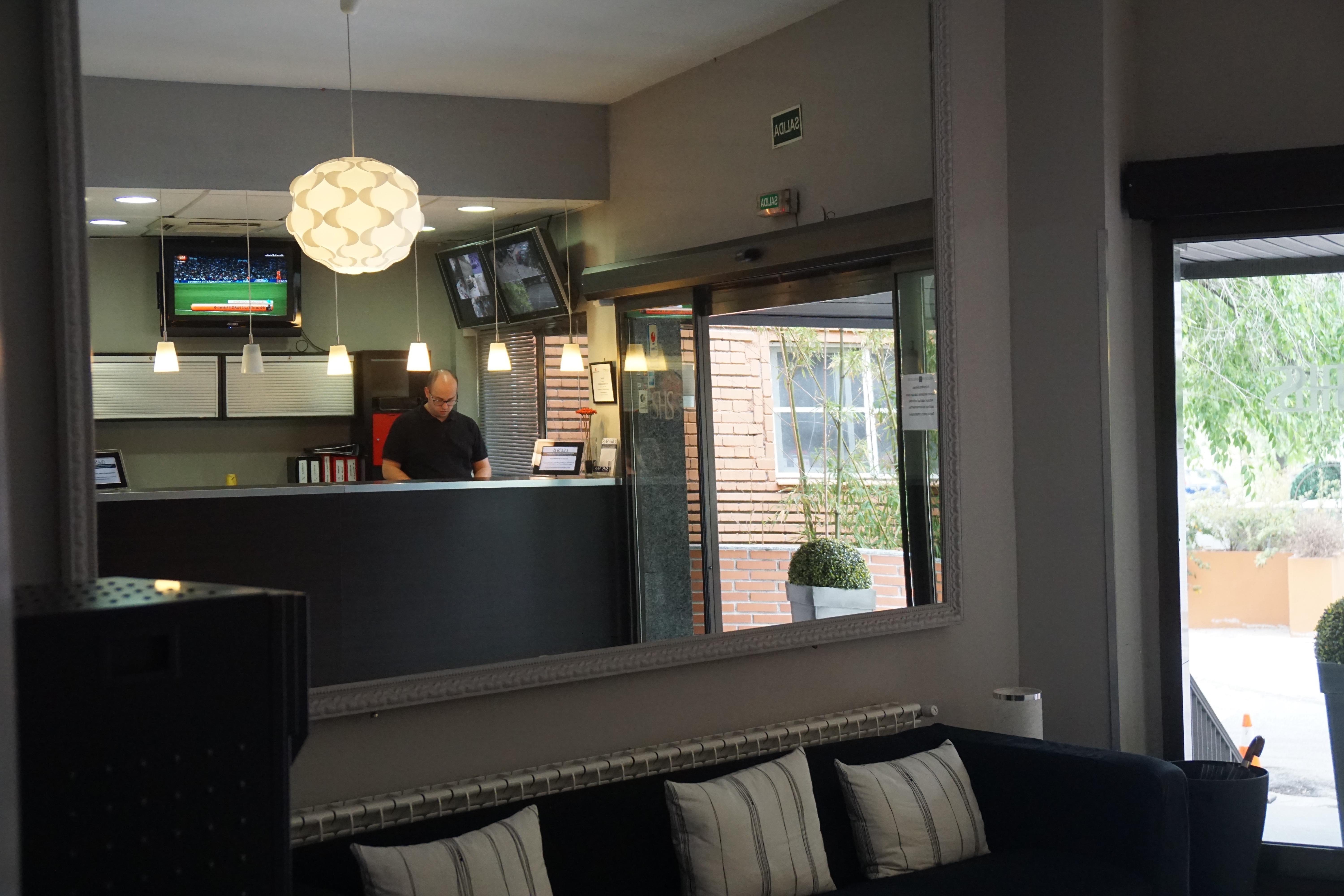 Ap Airport Hotel Madri