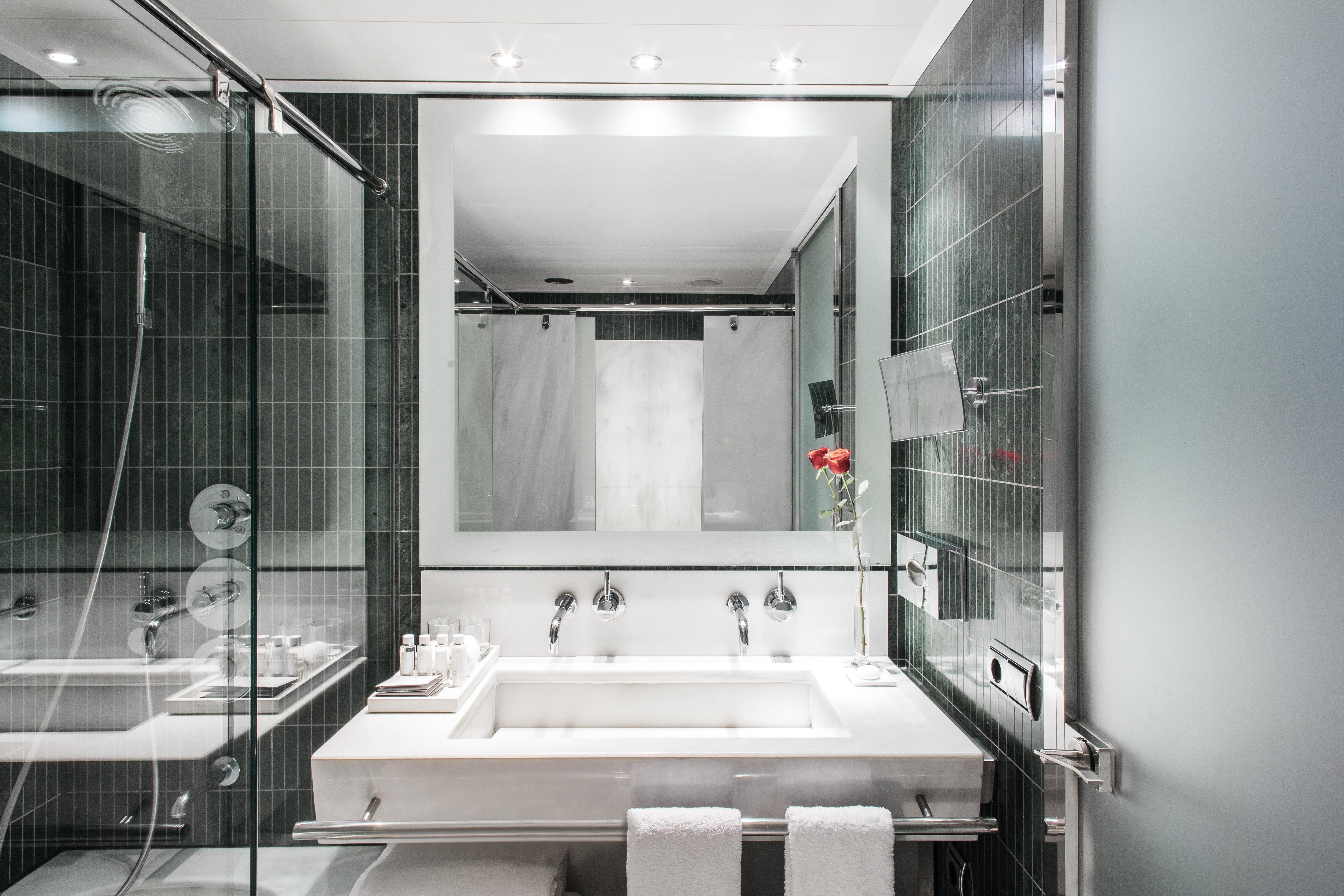 Urban, A Small Luxury Of The World Hotel Madri