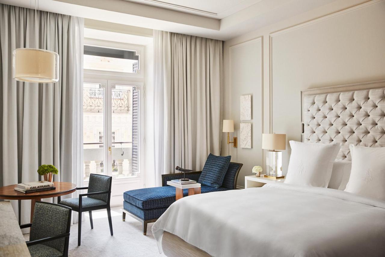 Four Seasons Hotel 5*
