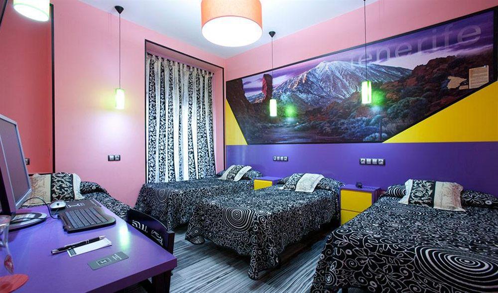 Jc Santa Ana Guest house Madrid