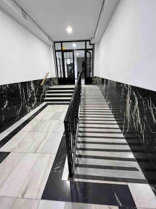 Exclusivo Piso De 4 Hab Con Vistas A La Latina Apartamento