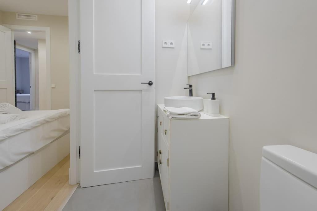 Apartamento Exclusivo Piso De 4 Hab Con Vistas A La Latina Madri