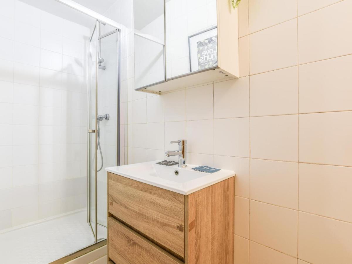 Apartamento En Lavapies De Estilo Industrial Para 5 Personas Apartamento Madri