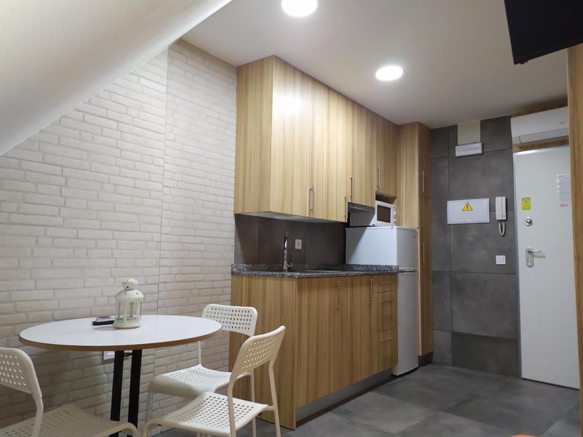 Urgel Apartment *