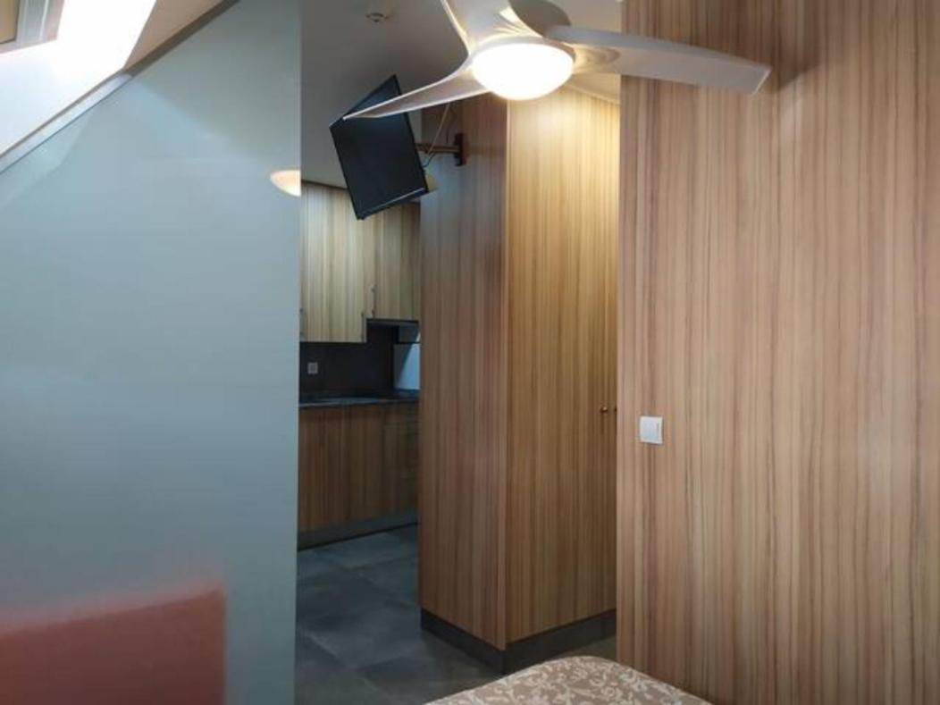 Urgel Apartment *
