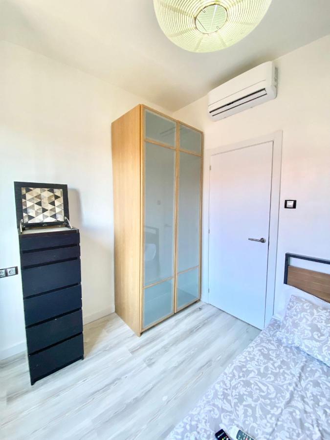 Apartment Piramides 1 *