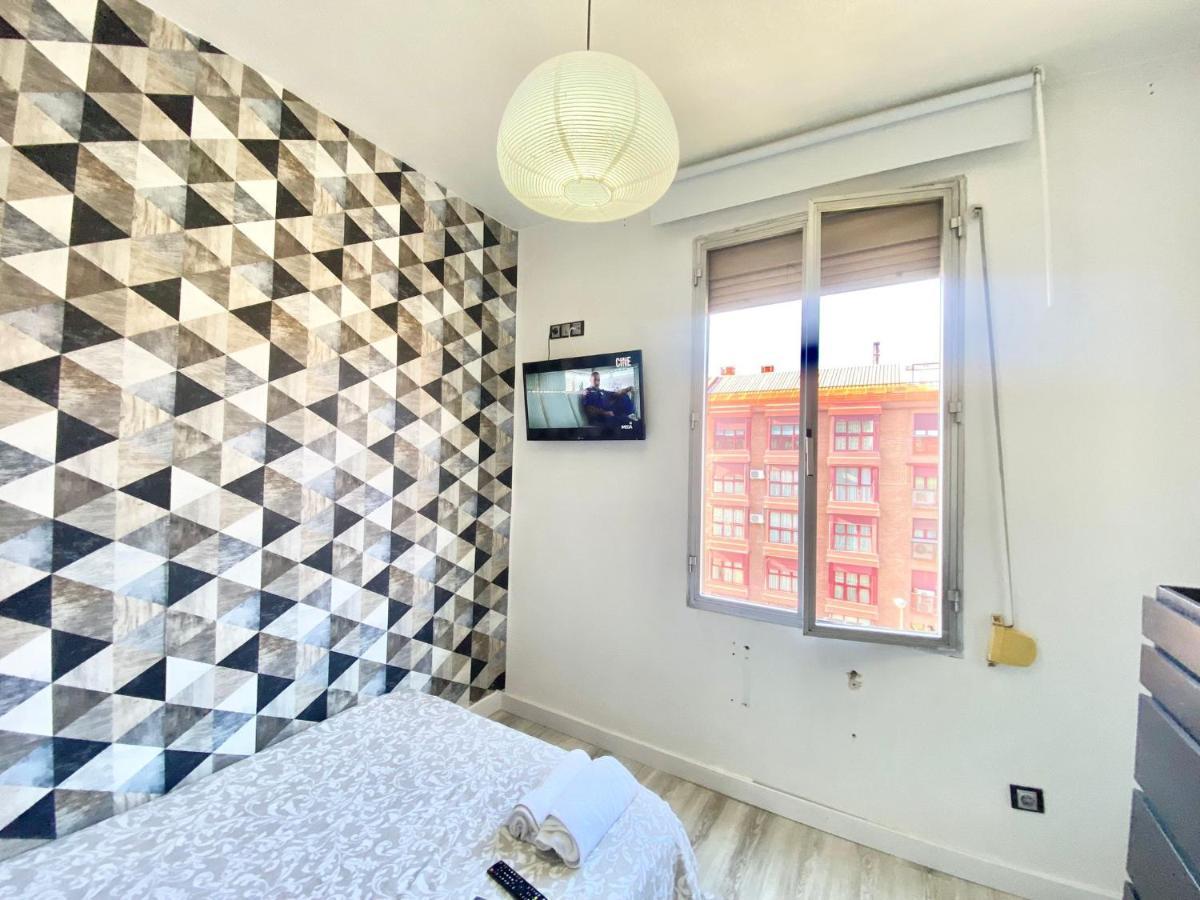 Apartment Piramides 1