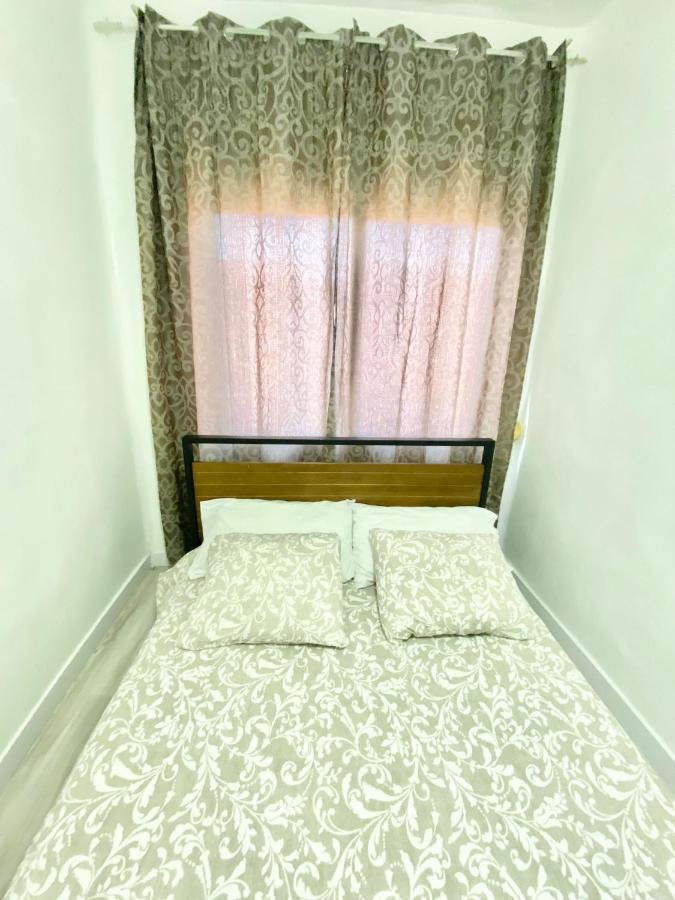 Apartment Piramides 1 *