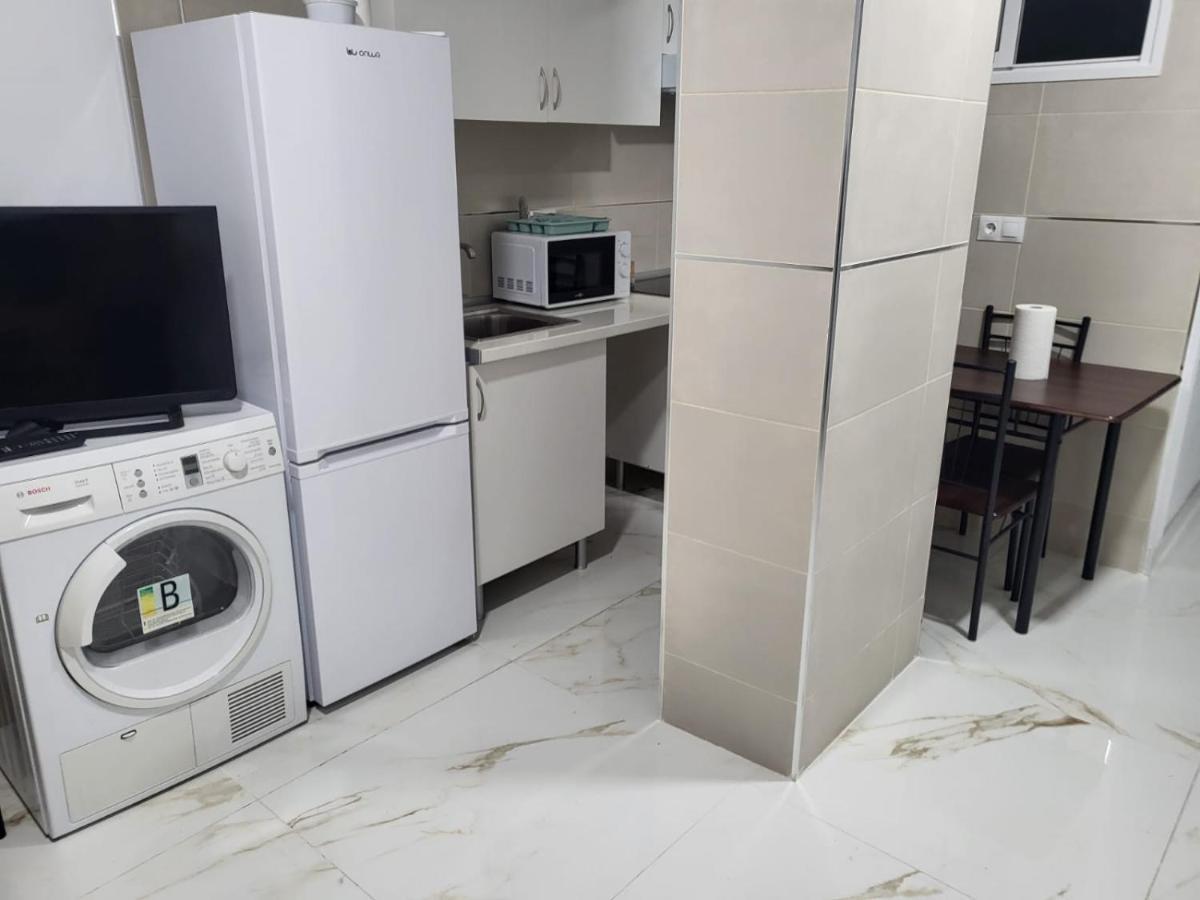 In Guest - Double 01 Carpet Apartamento