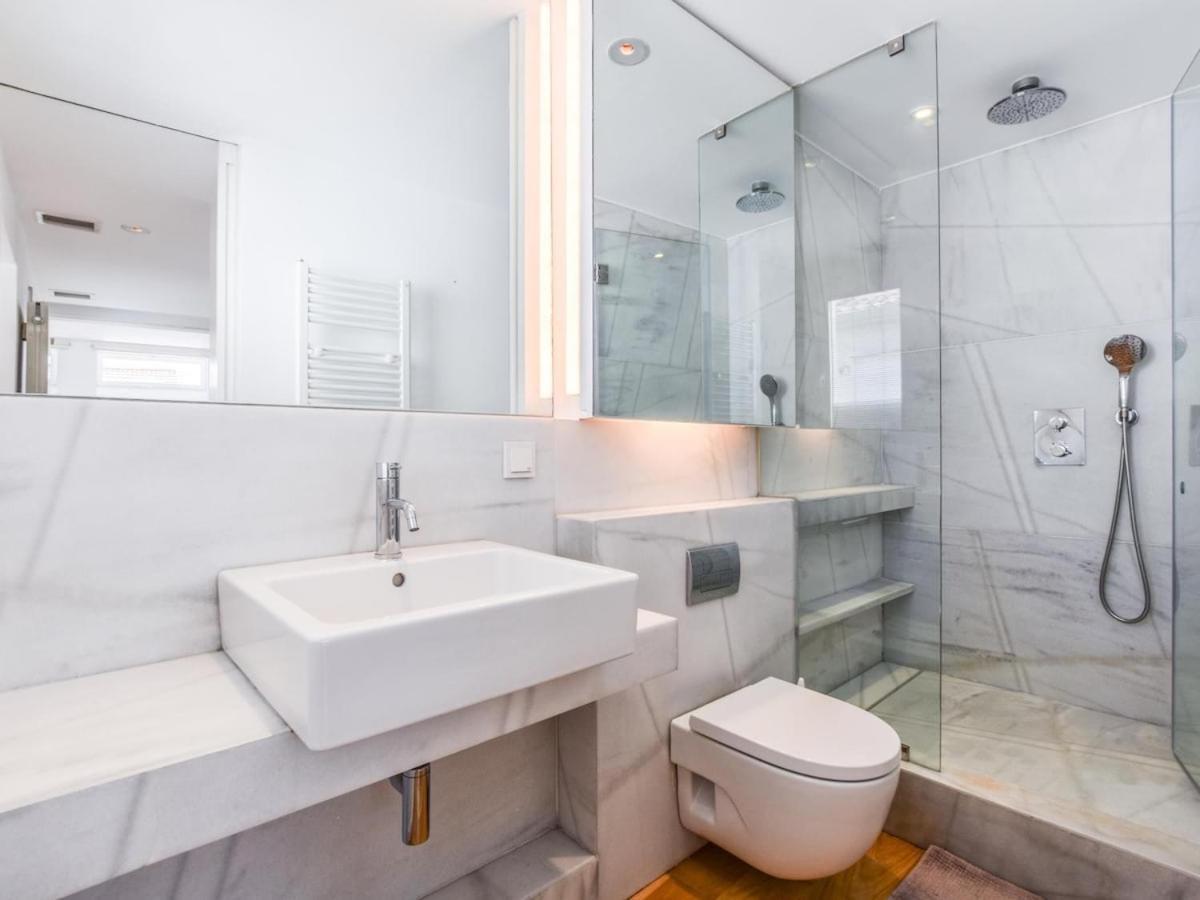 Apartamento Atico Reformado En Anton Martin Madri