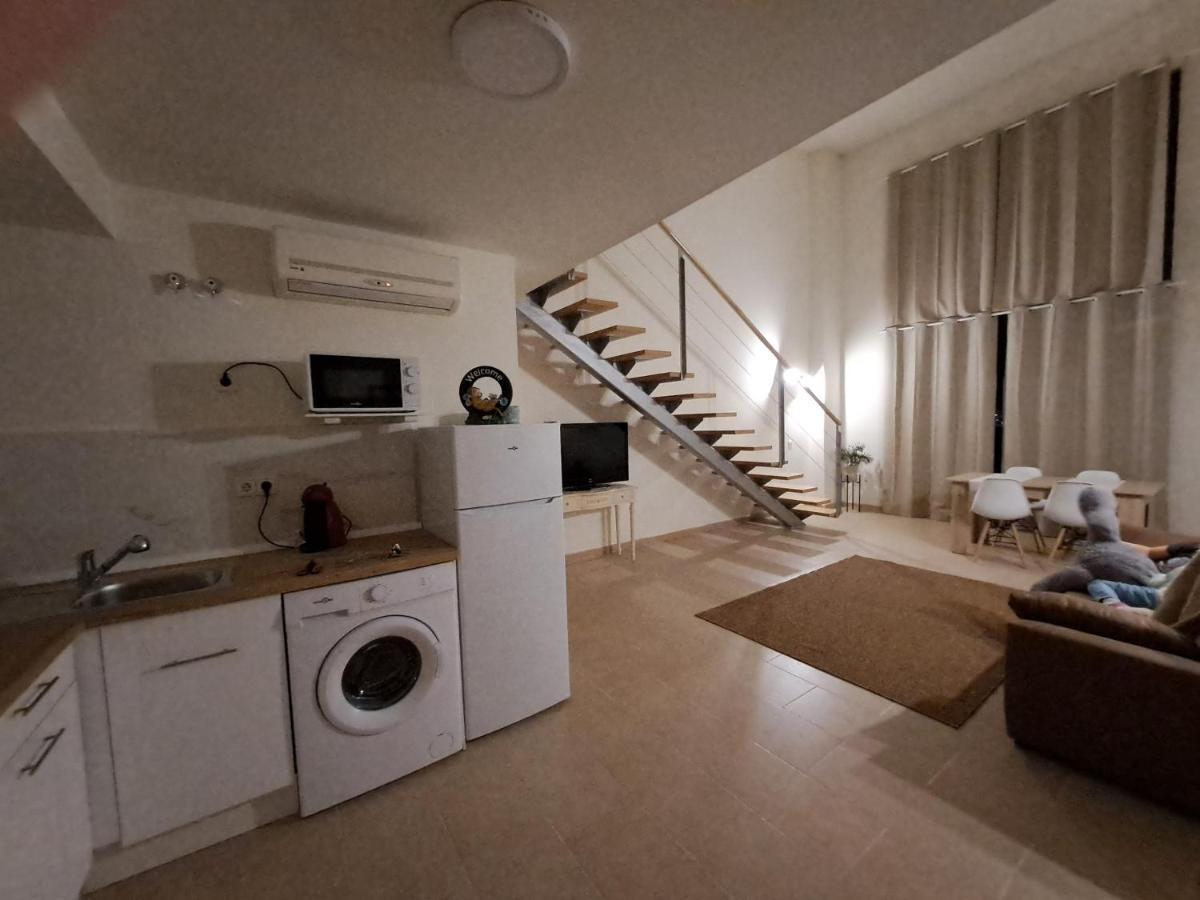 Acogedor Loftcon Garaje A 10min Del Aeropuerto E Ifema Apartment