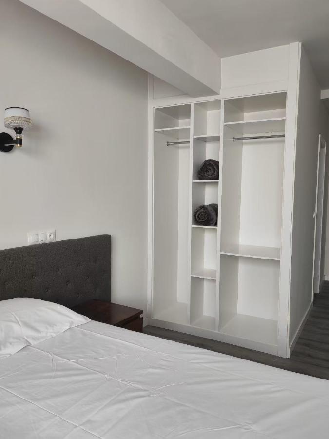 Golden 21*** Guest house *